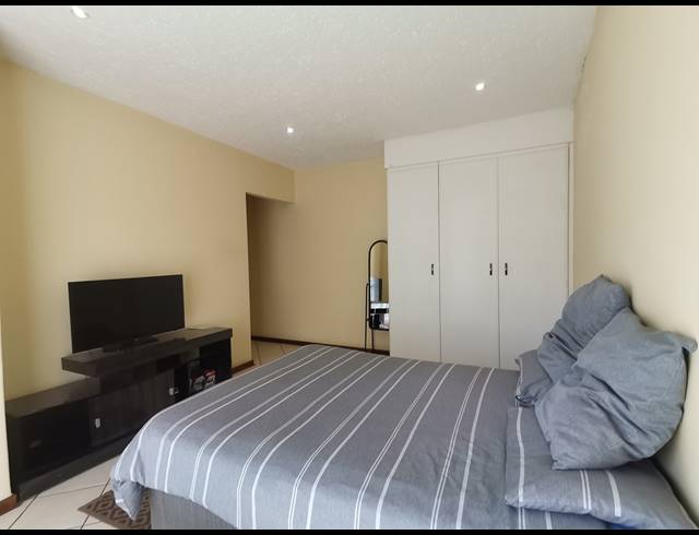 2 BEDROOM TOWNHOUSE FOR SALE IN LIEFDE EN VREDE